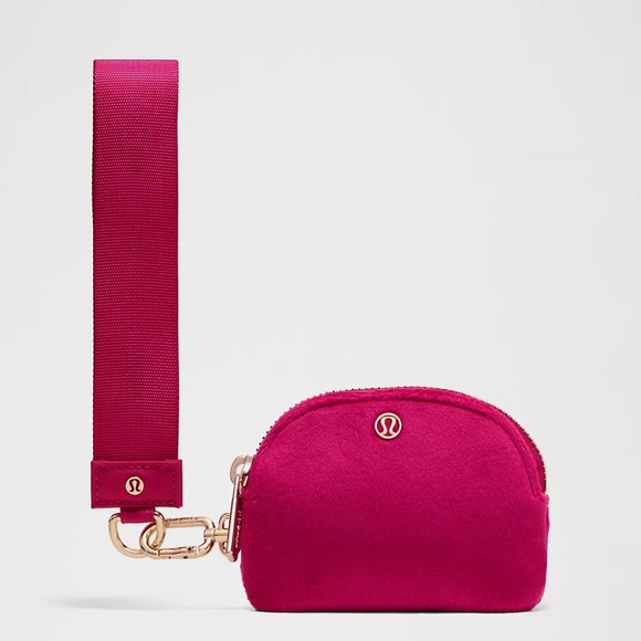 Lullulemon Dual Pouch Wristlet L Monogram Velvet - Picture 3 of 3